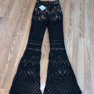 NWT lace knit pants with shorts